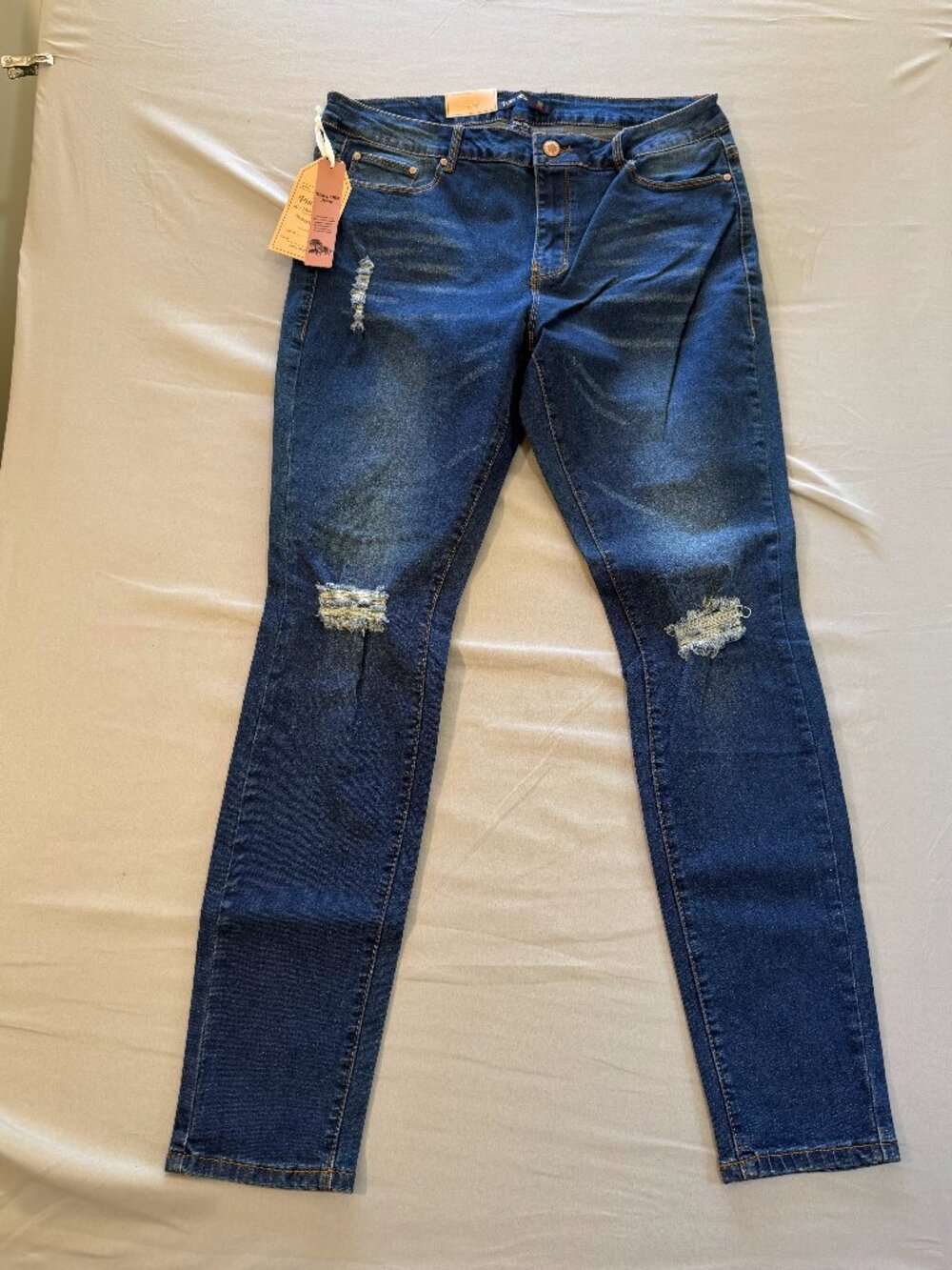 Vins Me Women’s Distressed Skinny Ankle Stretch Dark Wash Jeans Size 15 NWT Blue